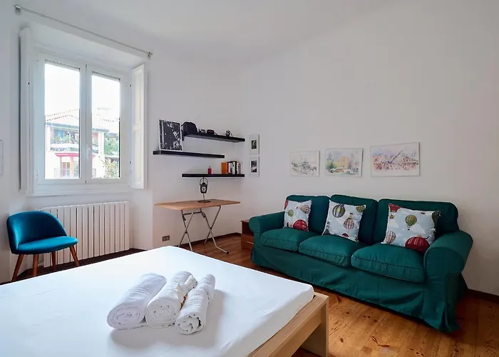 Xenia Apartments - Central Studio Apartment In Navigli Area