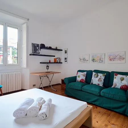 Xenia Apartments - Central Studio Apartment In Navigli Area Milan Extérieur photo